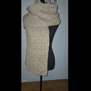 NWT ARAN WOOLEN MILLS Double Wide and Long 100% Merino Wool Scarf/Wrap